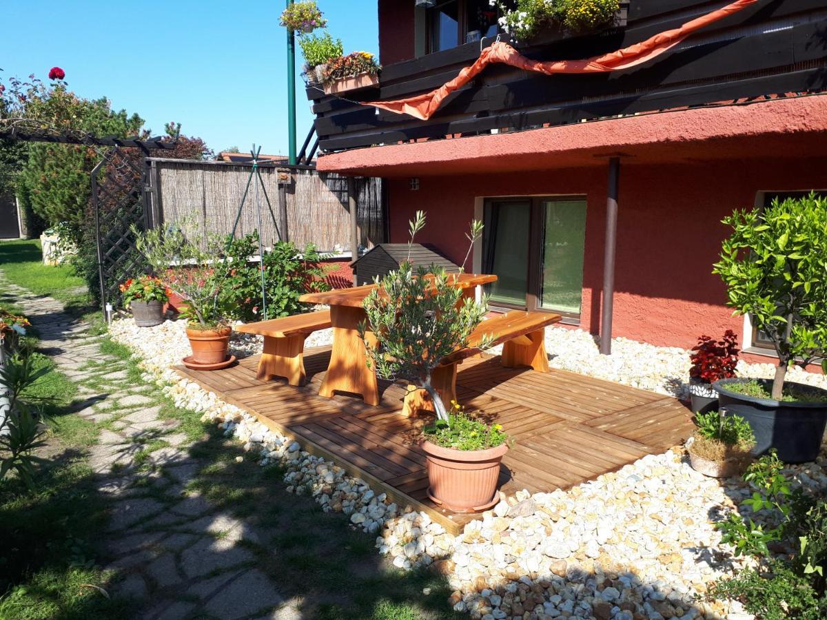 Ferienwohnung Am Hausberg In ラーデボイル エクステリア 写真