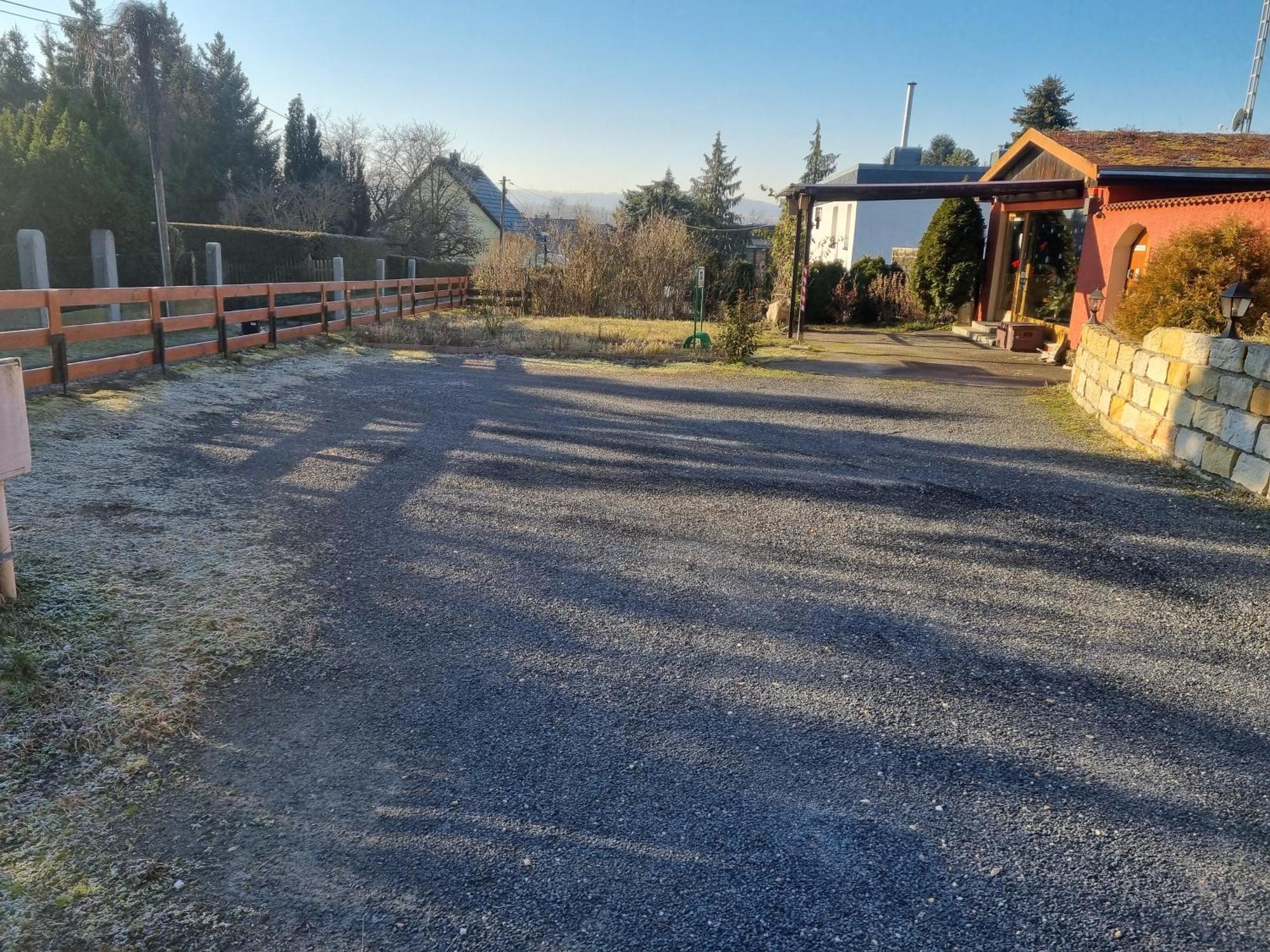 Ferienwohnung Am Hausberg In ラーデボイル エクステリア 写真